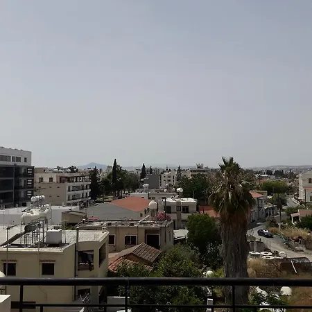 Central شقة *