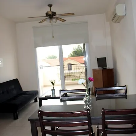 شقة Central لارنكا